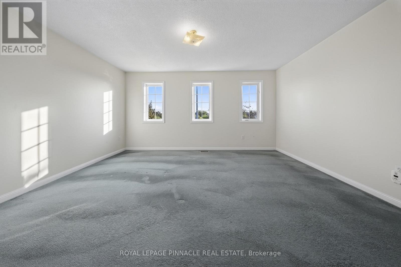787 Avocado Crescent, Mississauga, ON