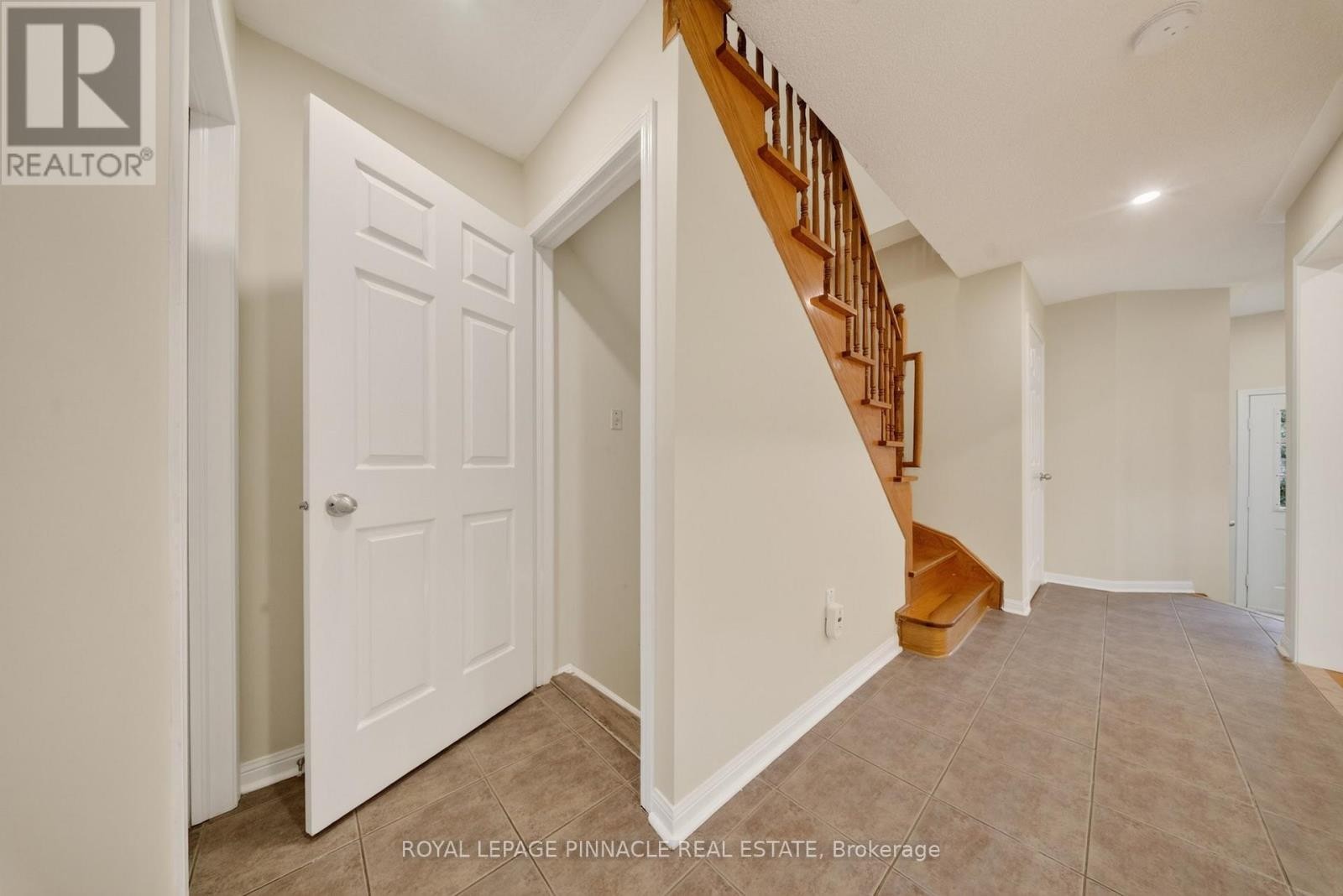 787 Avocado Crescent, Mississauga, ON