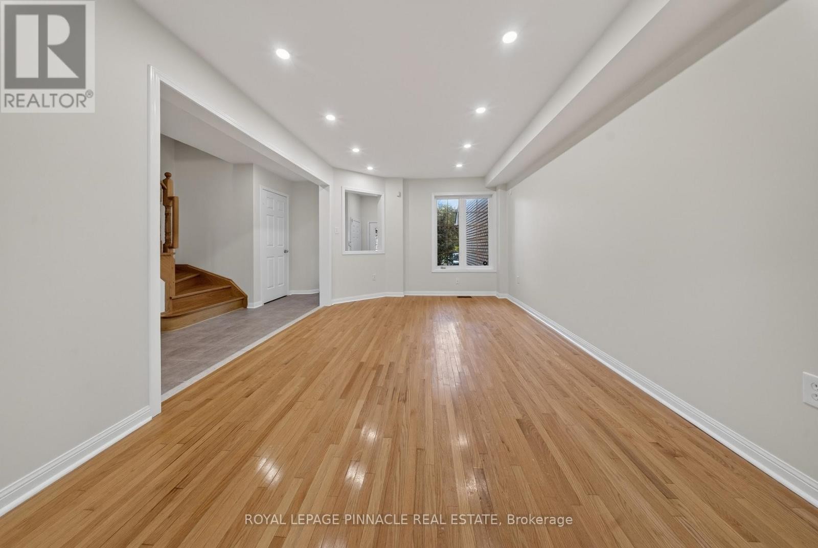 787 Avocado Crescent, Mississauga, ON