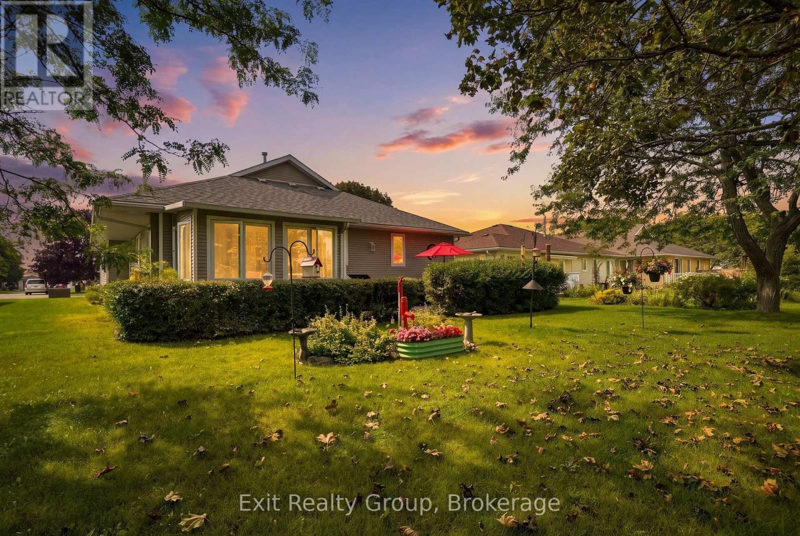 6 Heritage Drive, Prince Edward County (Wellington), ON
