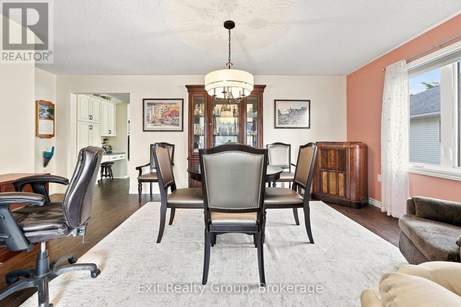 6 Heritage Drive, Prince Edward County (Wellington), ON