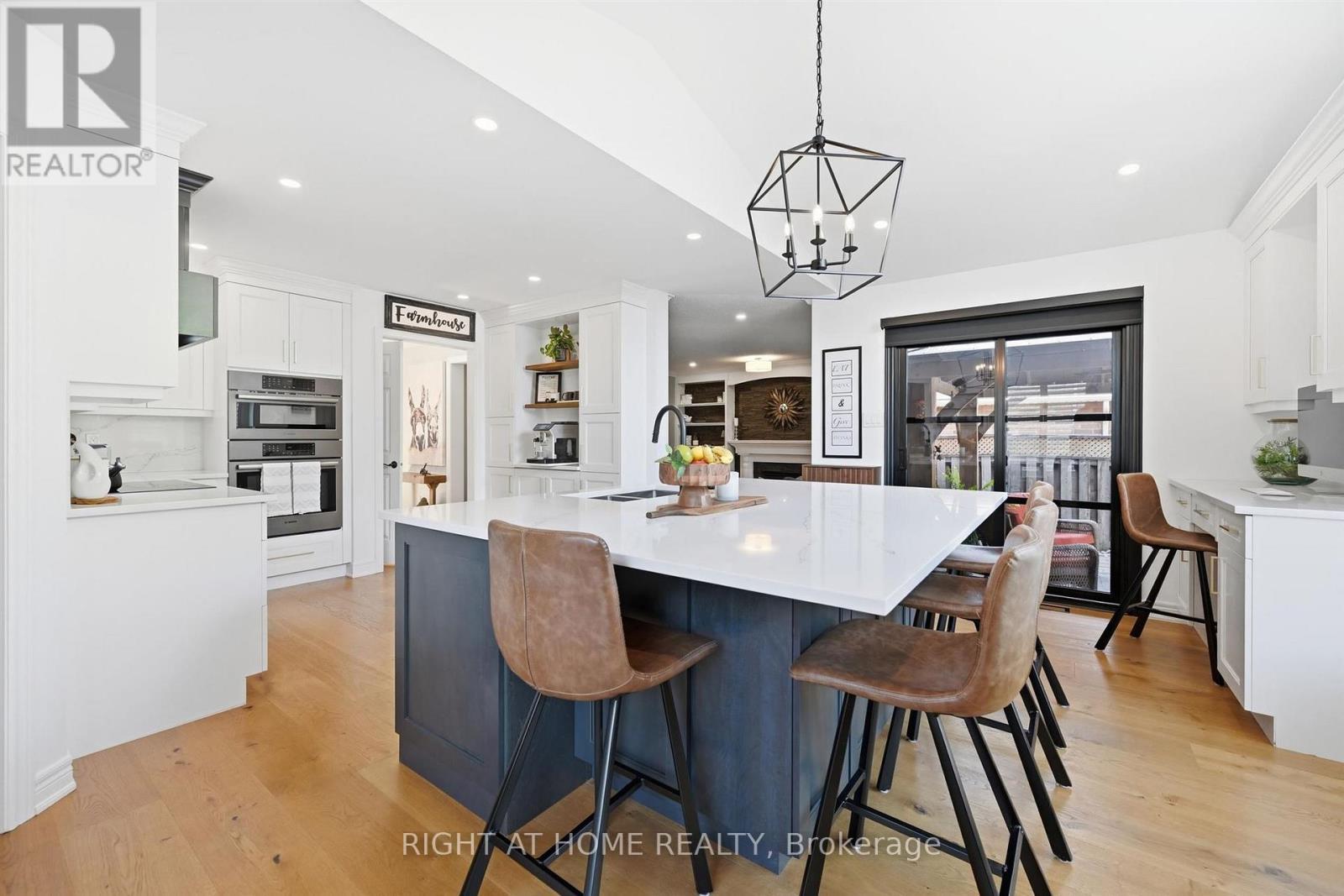 509 Larkspur Lane, Burlington, ON