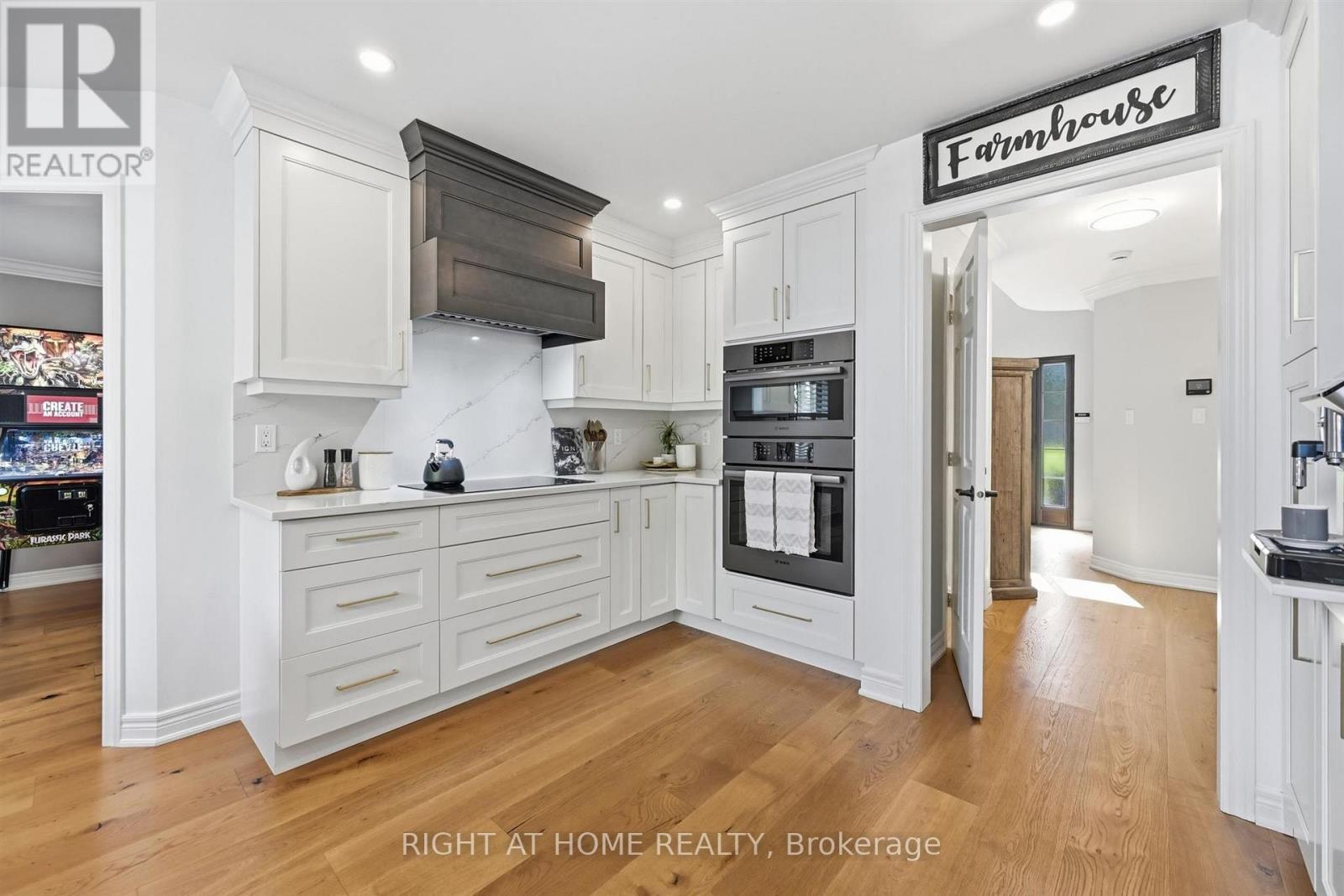 509 Larkspur Lane, Burlington, ON