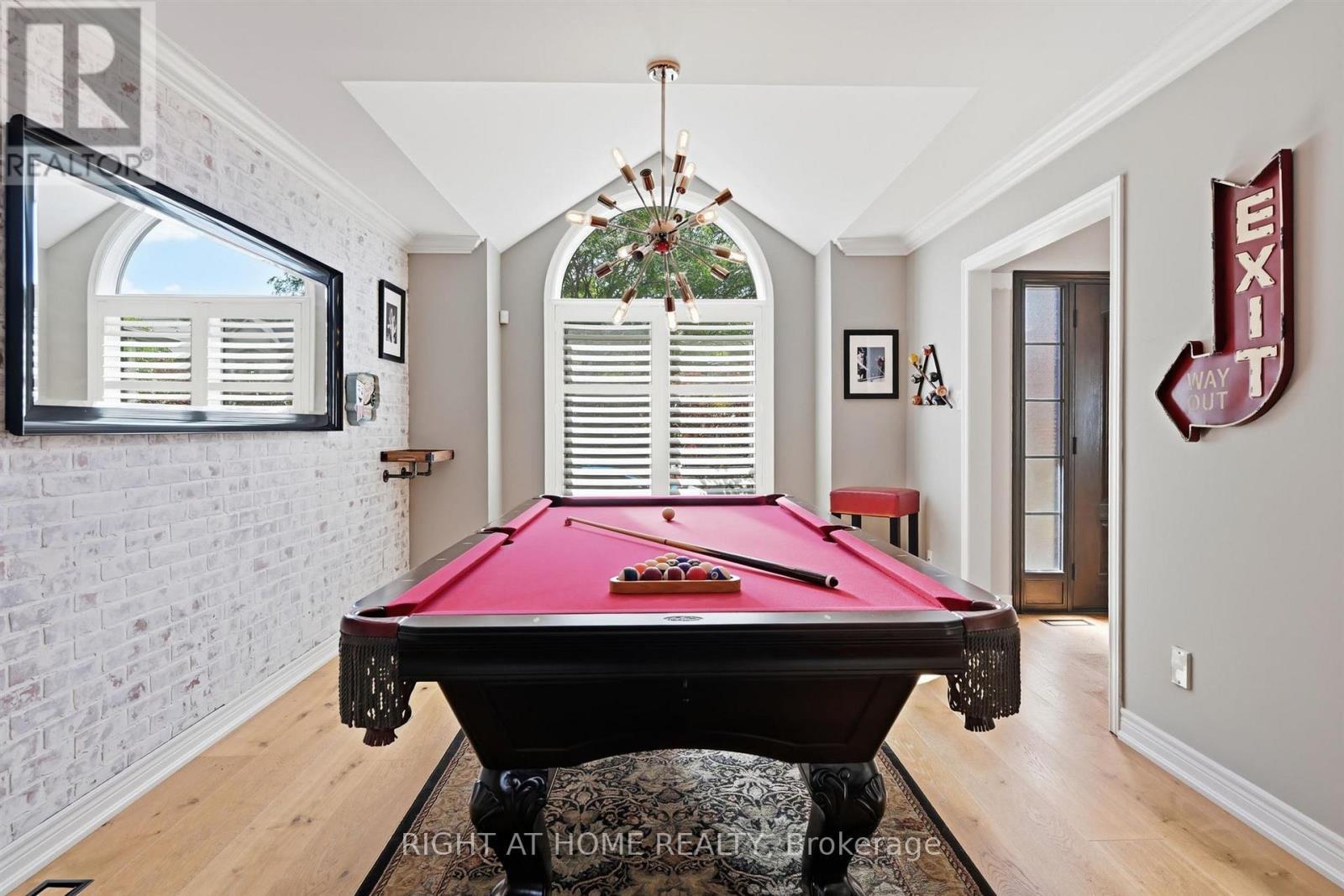 509 Larkspur Lane, Burlington, ON