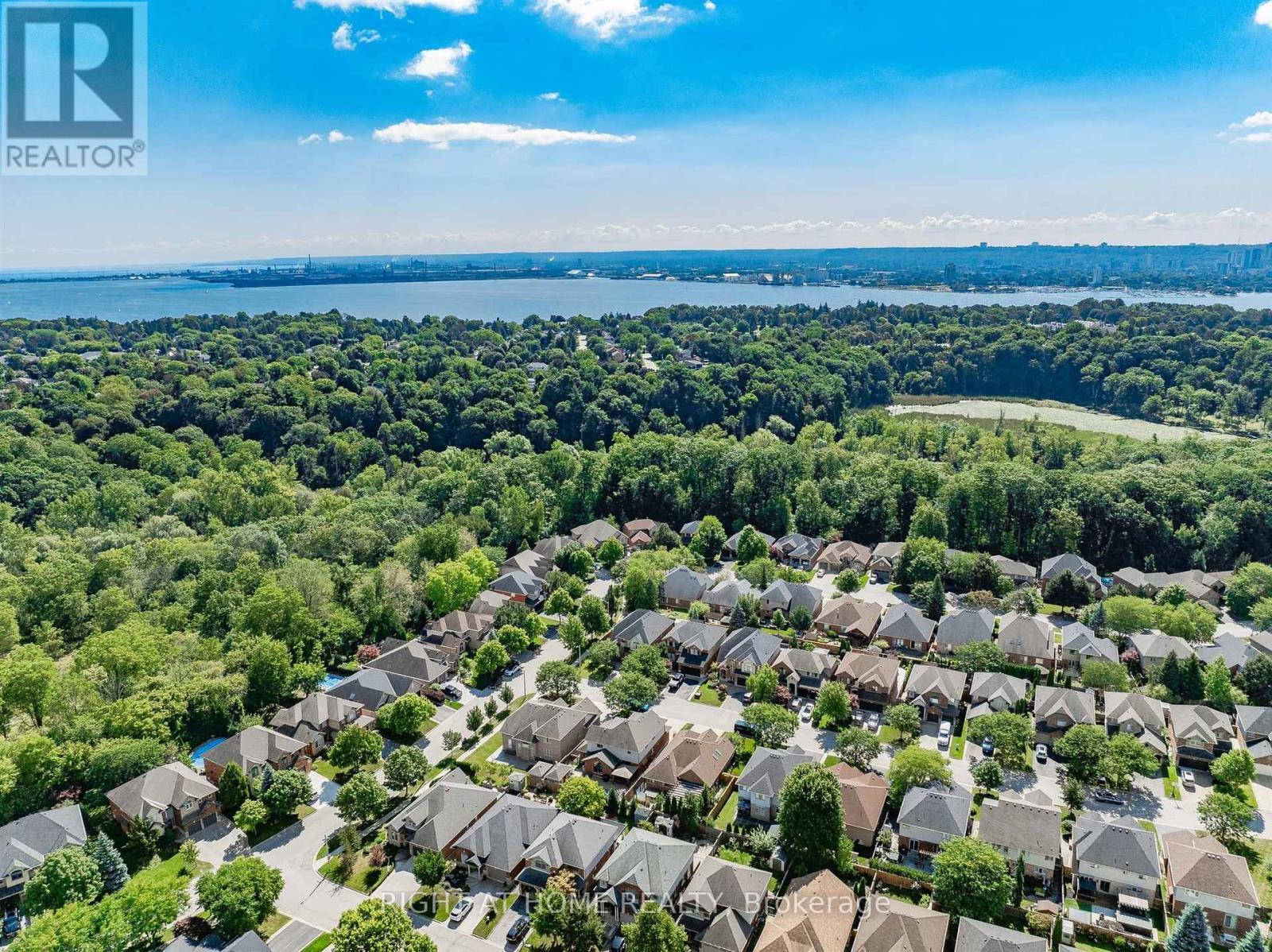 509 Larkspur Lane, Burlington, ON