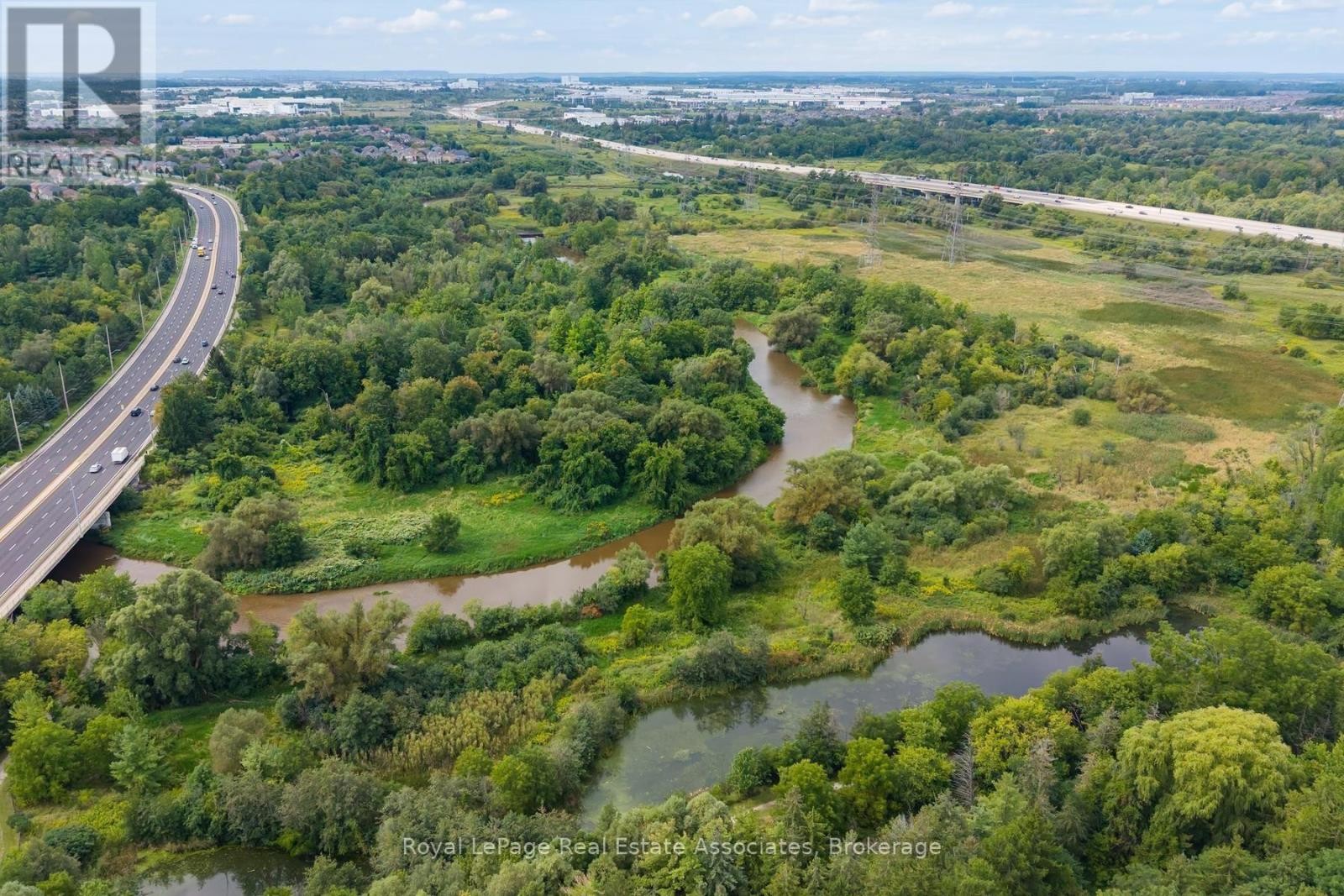 1069 Knotty Pine Grove, Mississauga, ON