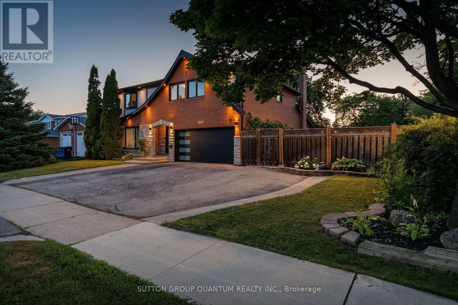 1883 Bough Beeches Boulevard, Mississauga, ON