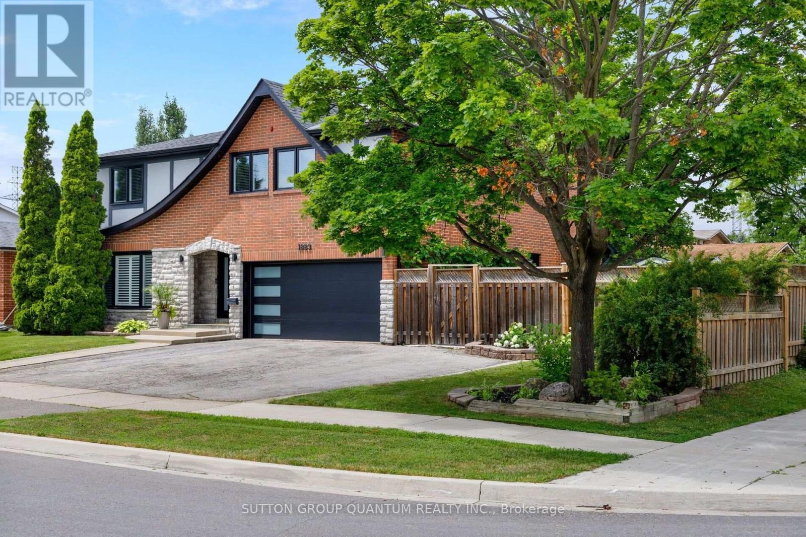 1883 Bough Beeches Boulevard, Mississauga, ON