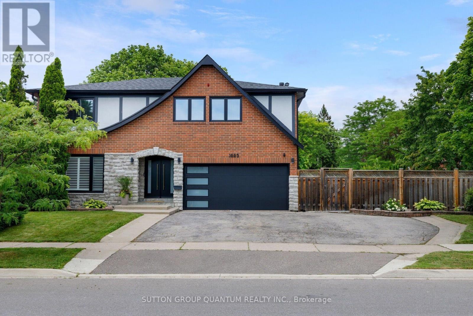 1883 Bough Beeches Boulevard, Mississauga, ON