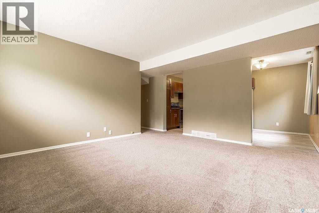 2517 Preston Avenue S, Saskatoon, SK