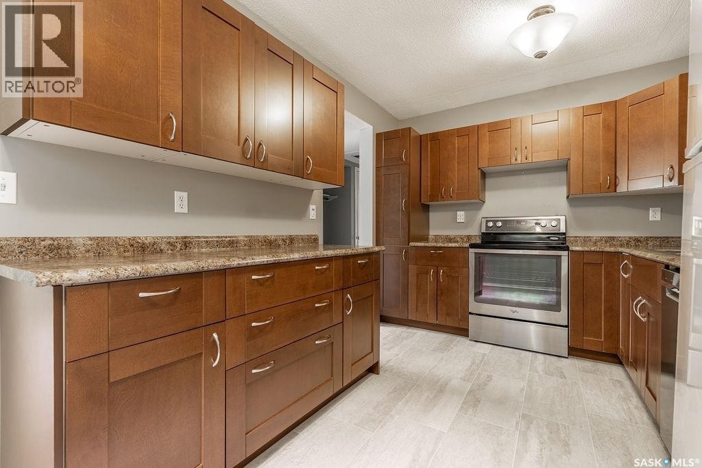 2517 Preston Avenue S, Saskatoon, SK