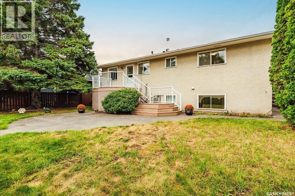 2517 Preston Avenue S, Saskatoon, SK