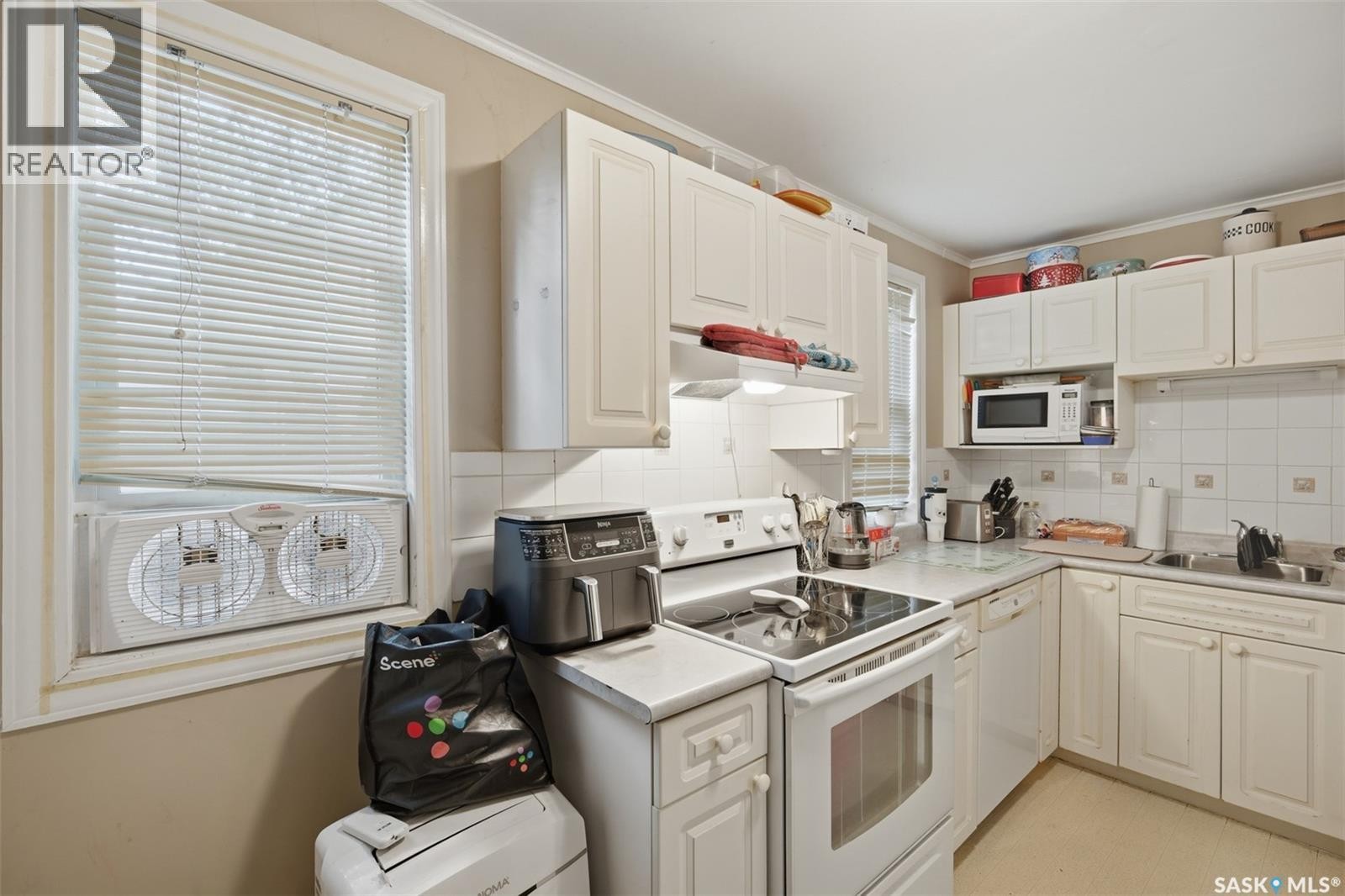 1105 Oxford Street, Saskatoon, SK