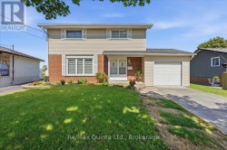 15 ROBERTSON LANE Belleville (Belleville Ward), ON K8P 4C2