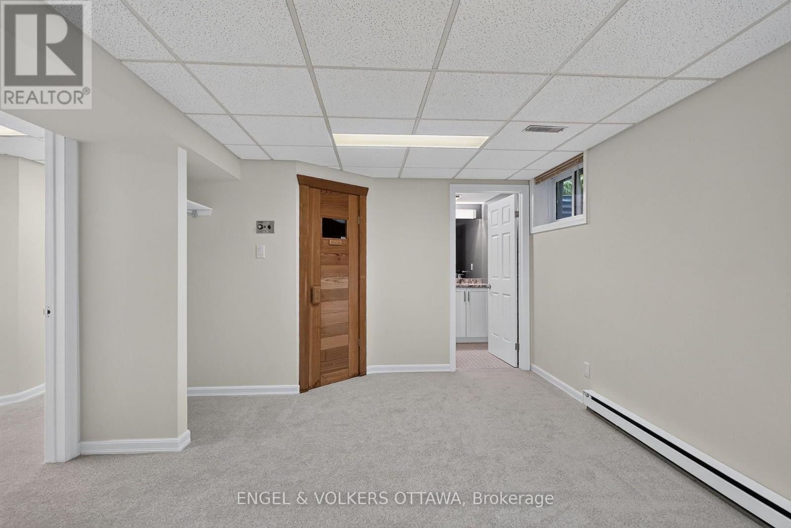 22 Lynhurst Avenue, Ottawa, ON