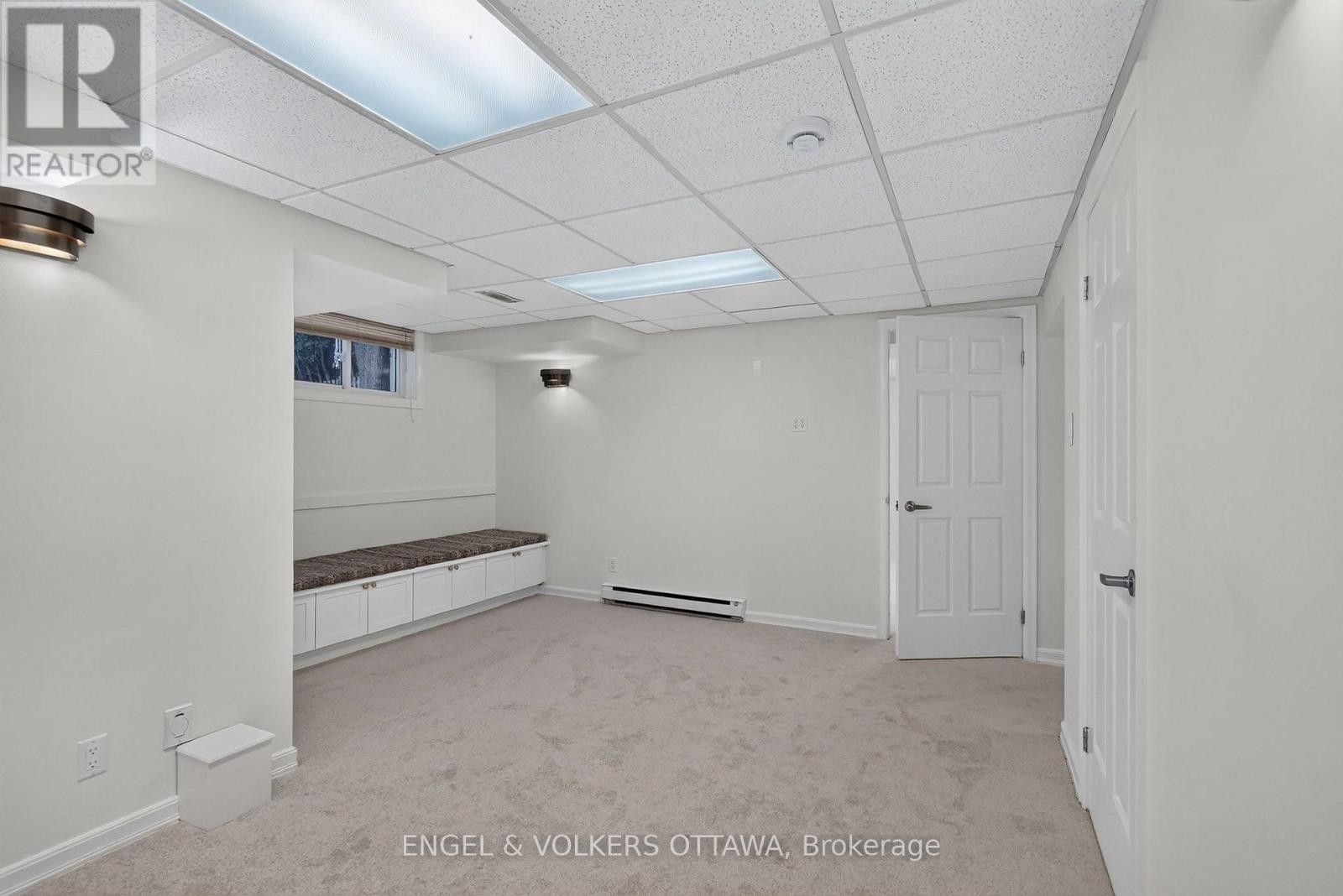 22 Lynhurst Avenue, Ottawa, ON