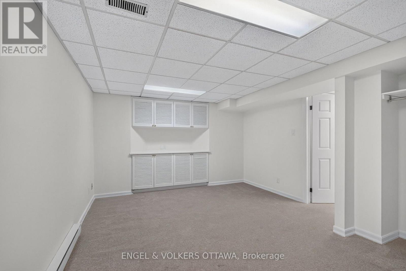 22 Lynhurst Avenue, Ottawa, ON