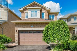 117 RAINTREE CRESCENT Richmond Hill, ON L4E 3Y8