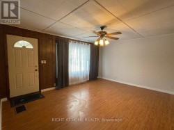 MAIN FLOOR 1BR UNIT - 265 SHORECREST ROAD Georgina, ON L4P 1J3