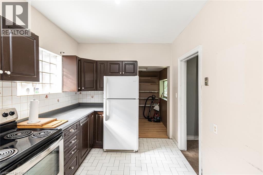 75 Kensington Avenue N, Hamilton, ON