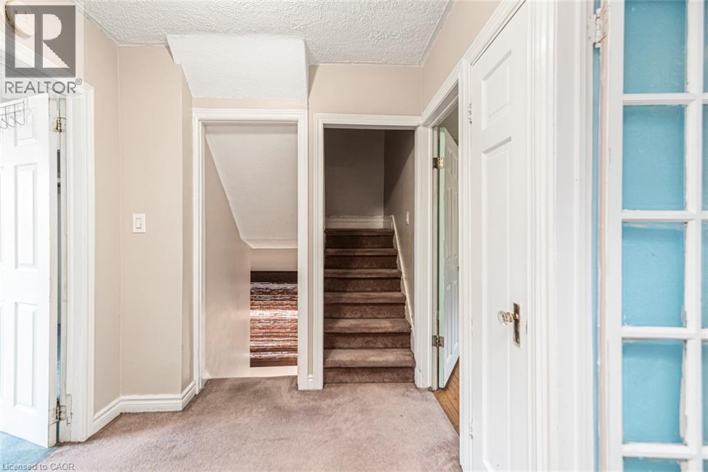 75 Kensington Avenue N, Hamilton, ON