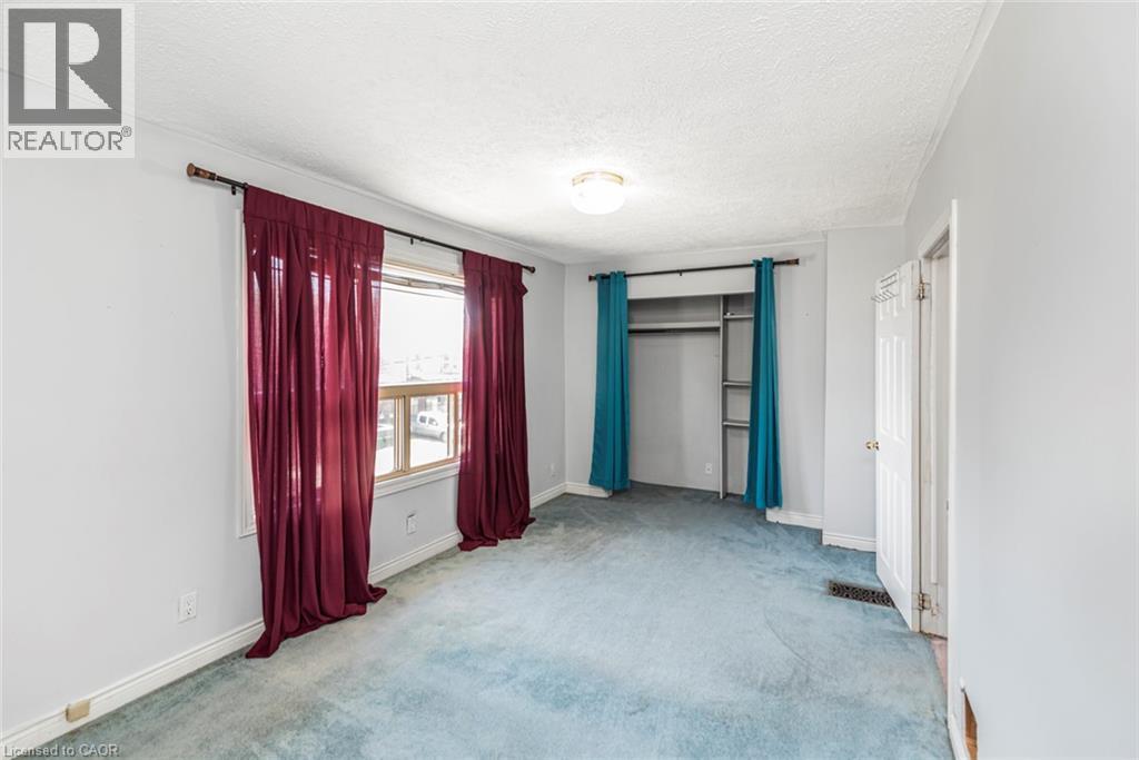75 Kensington Avenue N, Hamilton, ON