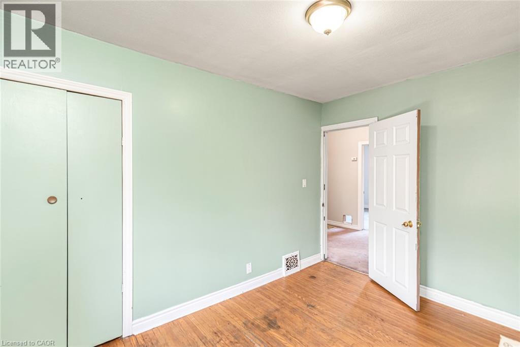 75 Kensington Avenue N, Hamilton, ON