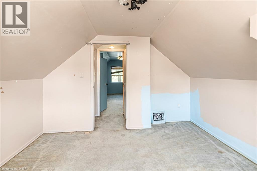 75 Kensington Avenue N, Hamilton, ON