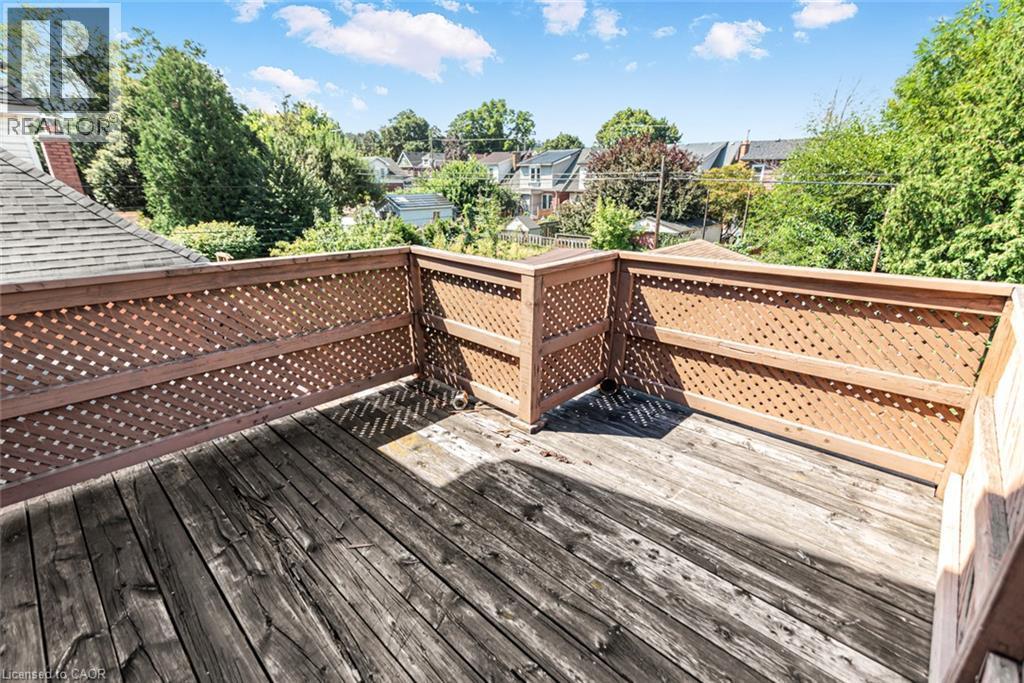 75 Kensington Avenue N, Hamilton, ON