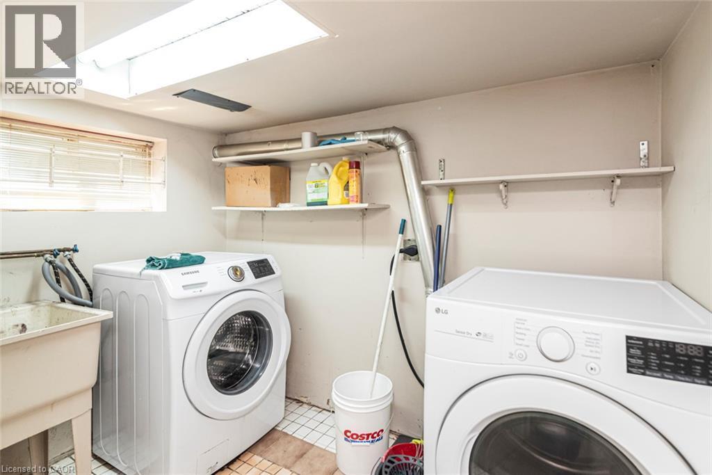 75 Kensington Avenue N, Hamilton, ON