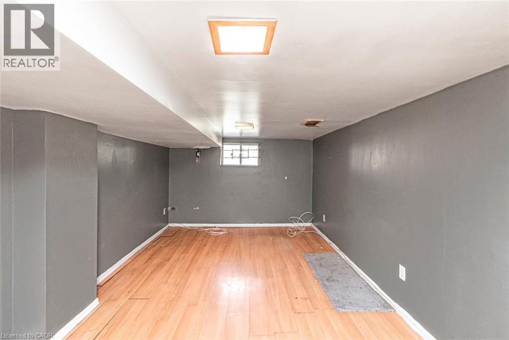 75 Kensington Avenue N, Hamilton, ON