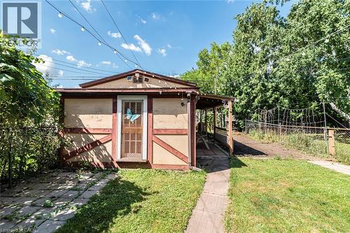 75 Kensington Avenue N, Hamilton, ON 