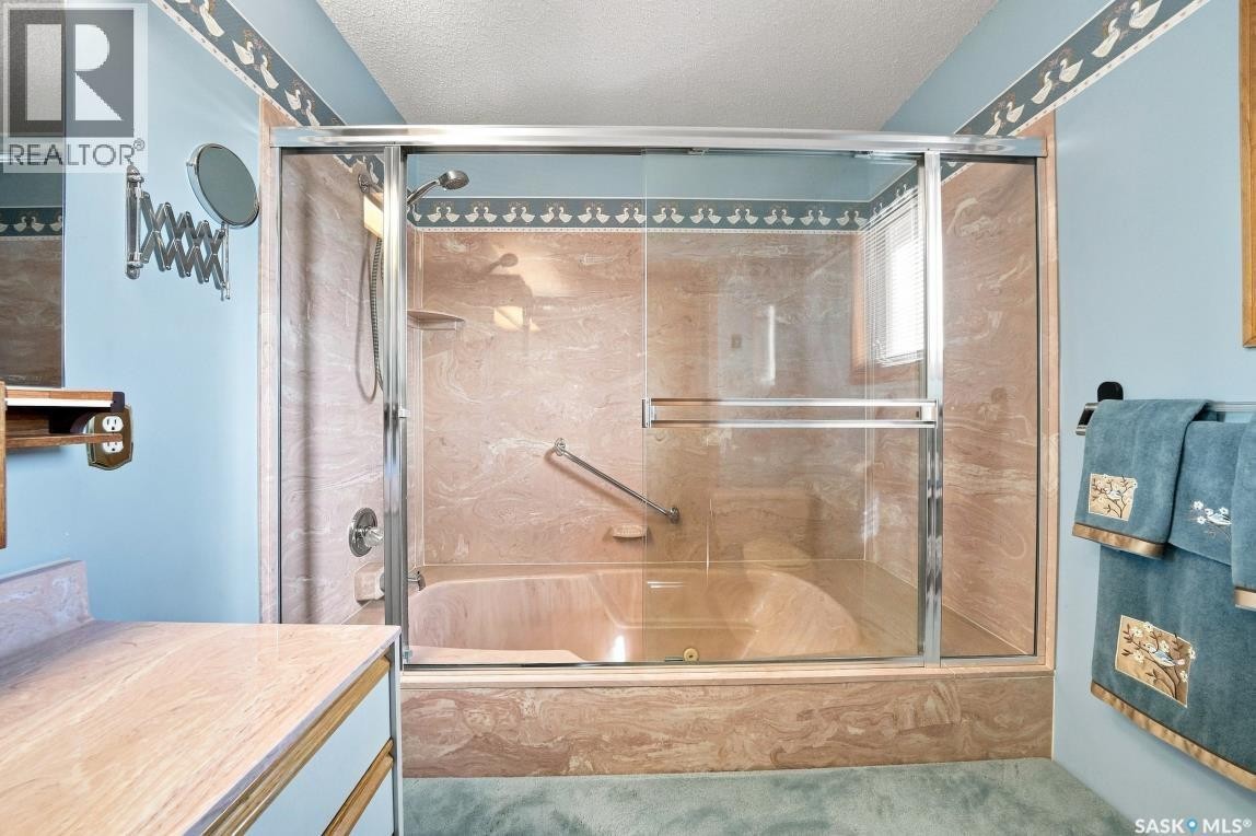 333 Reid Road, Saskatoon, SK