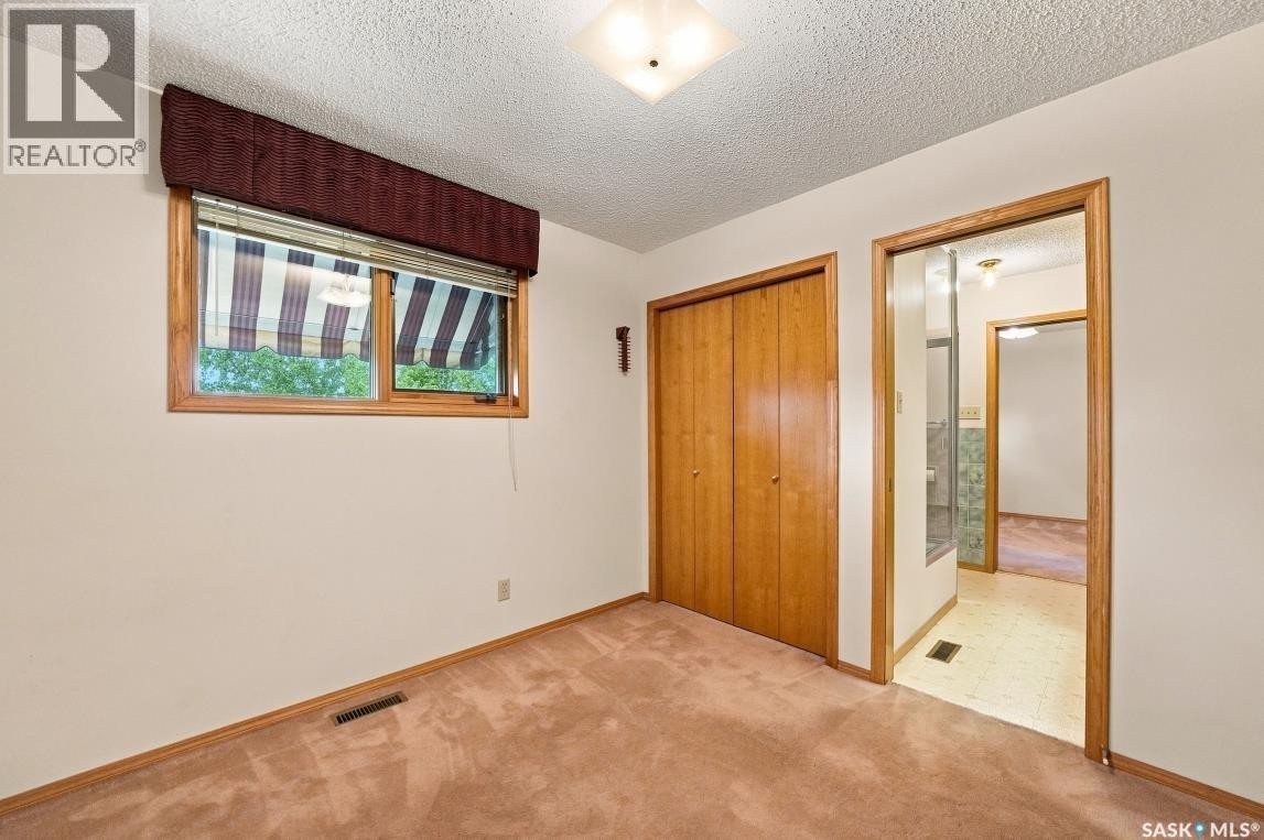 333 Reid Road, Saskatoon, SK
