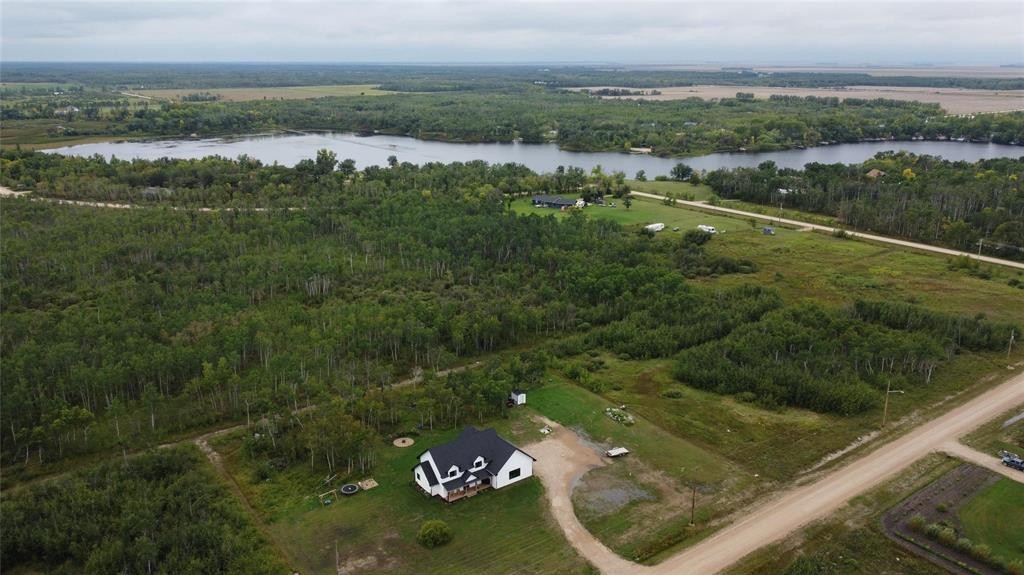 26 Appleton Drive, St Malo, MB
