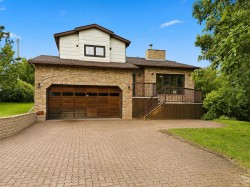 2005 Braecrest Drive Brandon, MB R7A 1A3