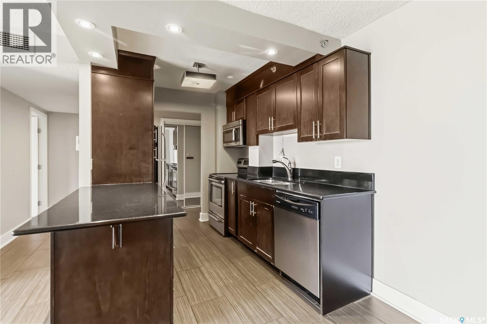 1601 320 5Th Avenue N, Saskatoon, SK