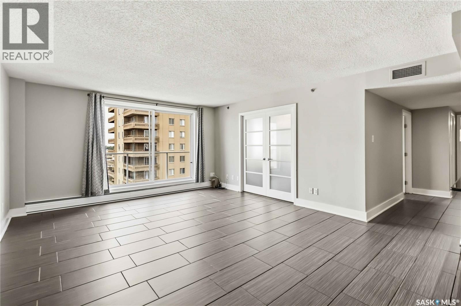 1601 320 5Th Avenue N, Saskatoon, SK