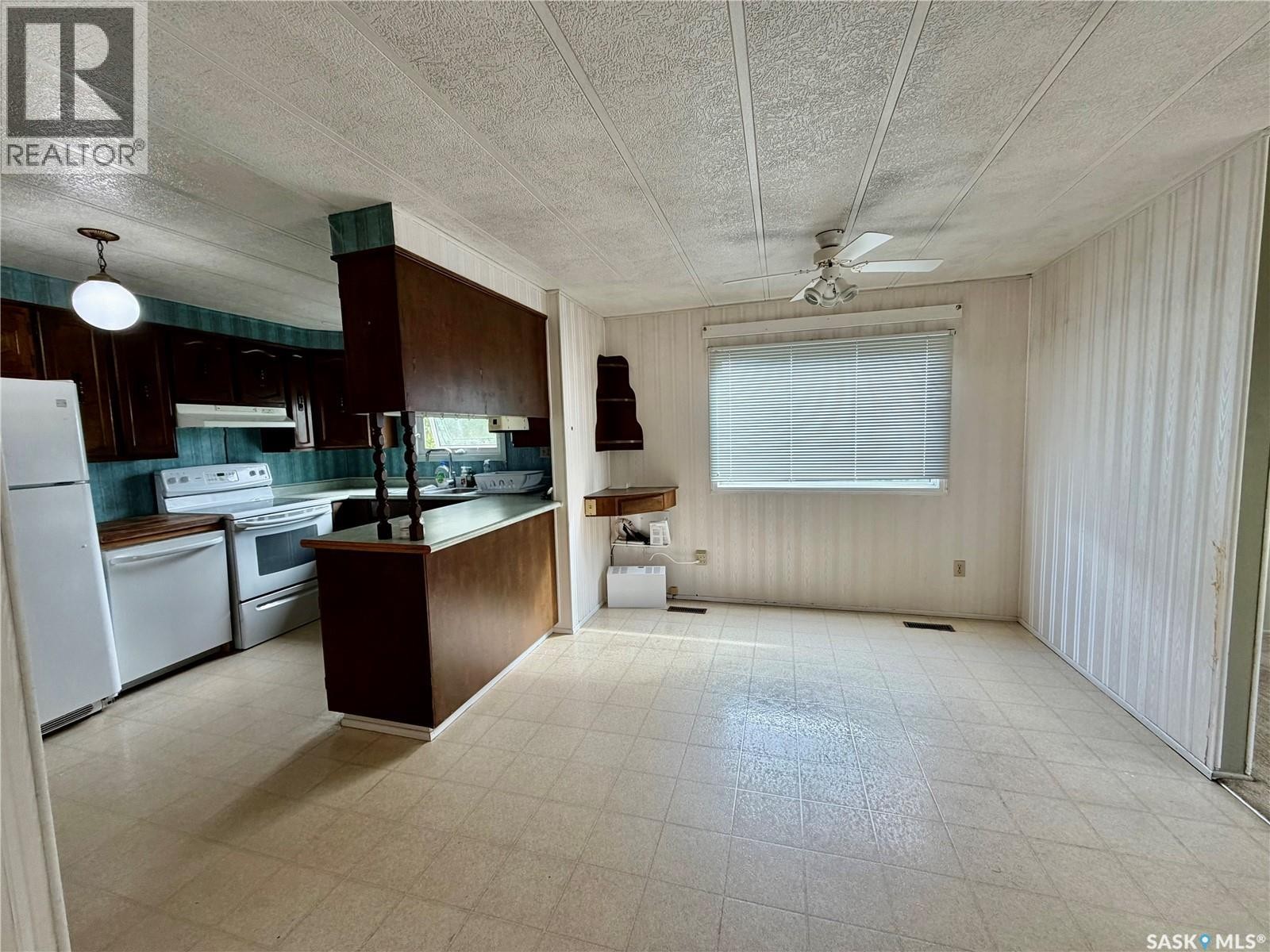 220 Wright Road, Moosomin, SK