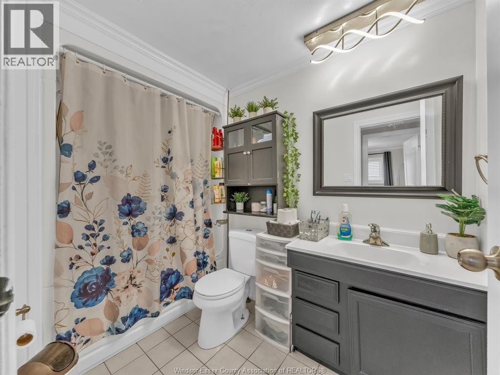 3149 Elmwood Crescent, Windsor, ON
