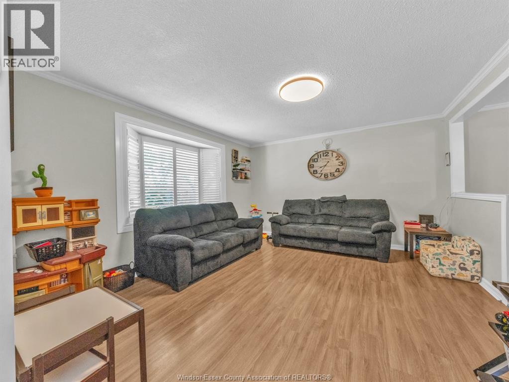 3149 Elmwood Crescent, Windsor, ON