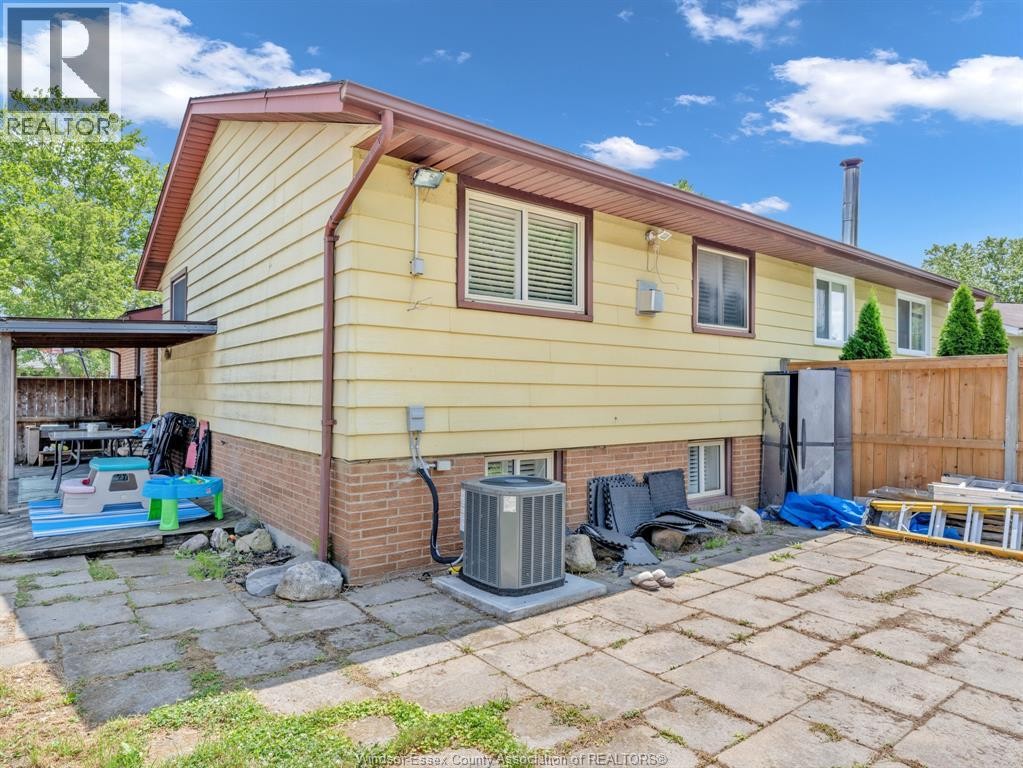 3149 Elmwood Crescent, Windsor, ON