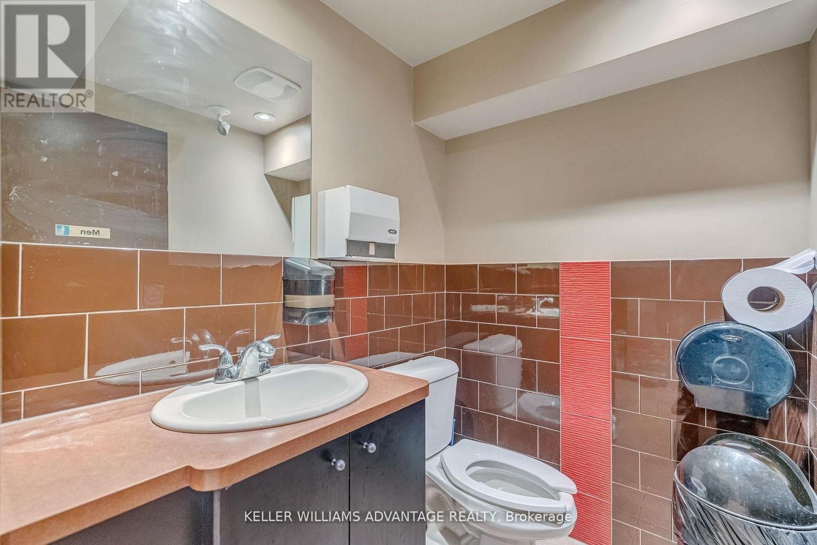 471 Danforth Avenue, Toronto, ON