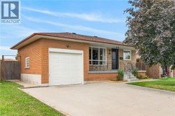 93 NUGENT Drive Hamilton, ON L8H 2N1