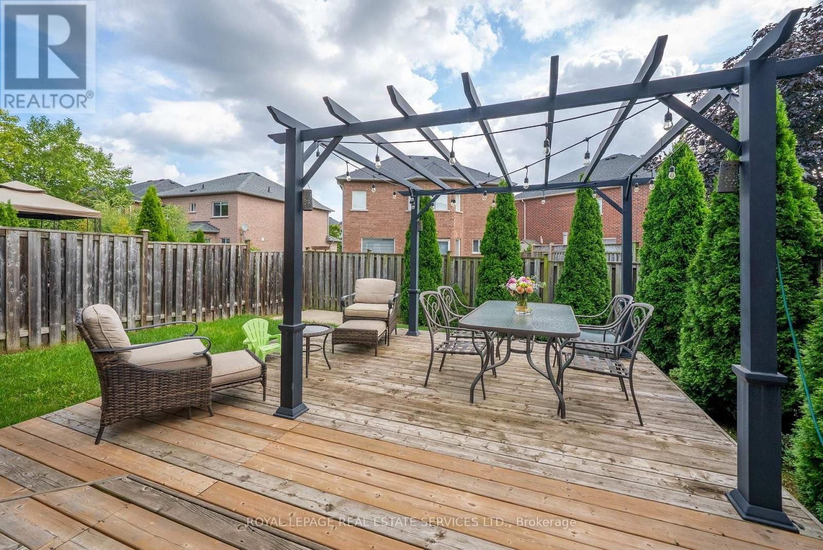 5856 Blue Spruce Avenue, Burlington, ON