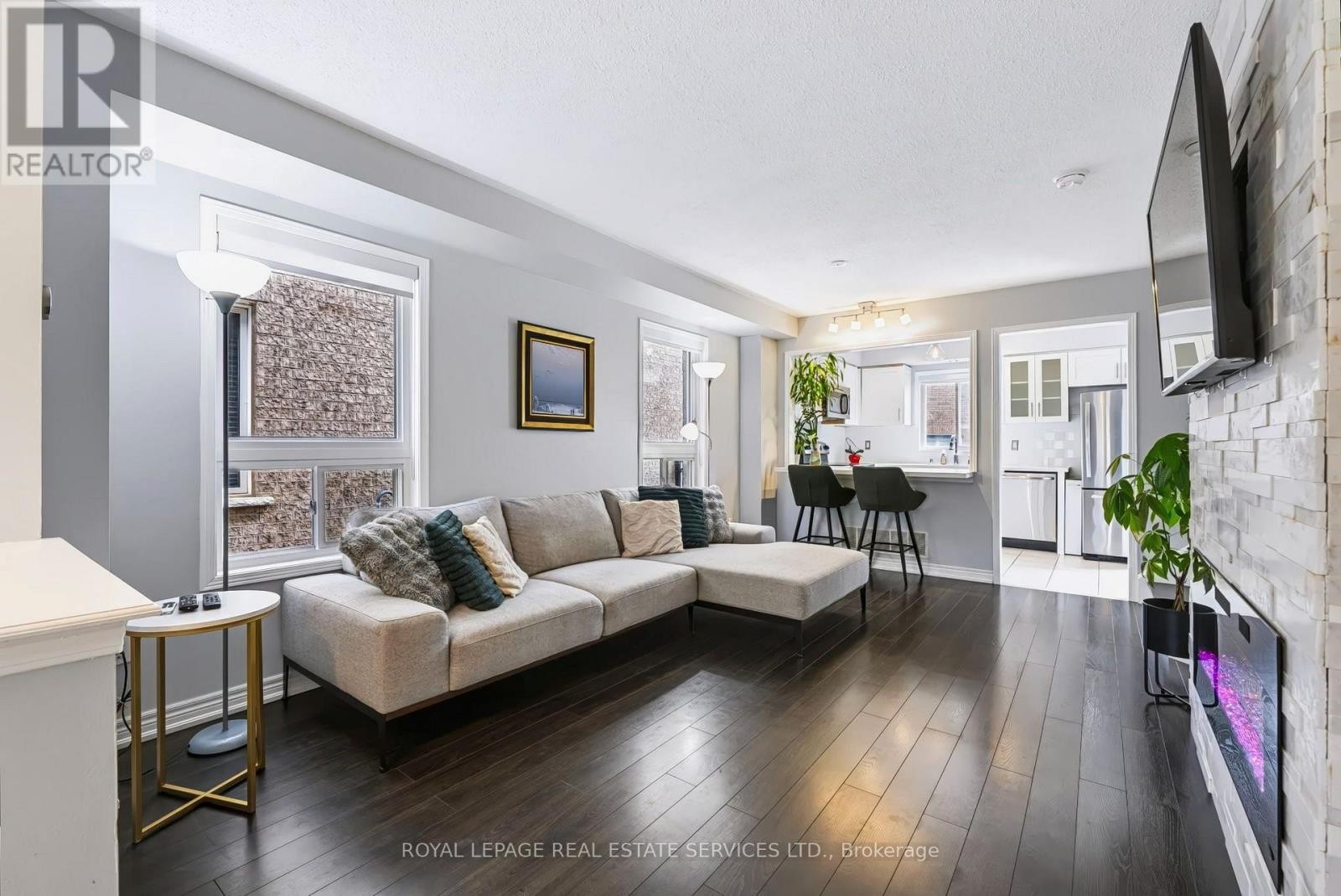5856 Blue Spruce Avenue, Burlington, ON