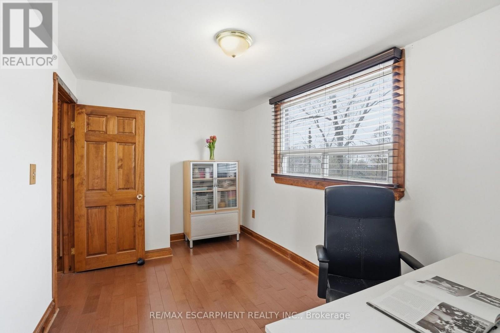 230 Beach Boulevard, Hamilton, ON