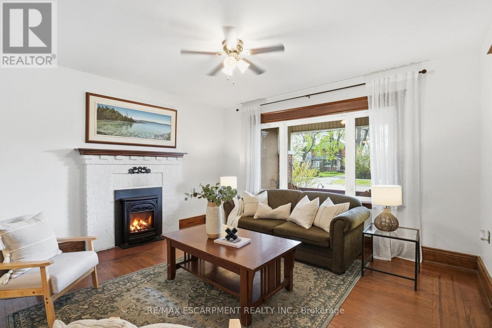 230 Beach Boulevard, Hamilton, ON