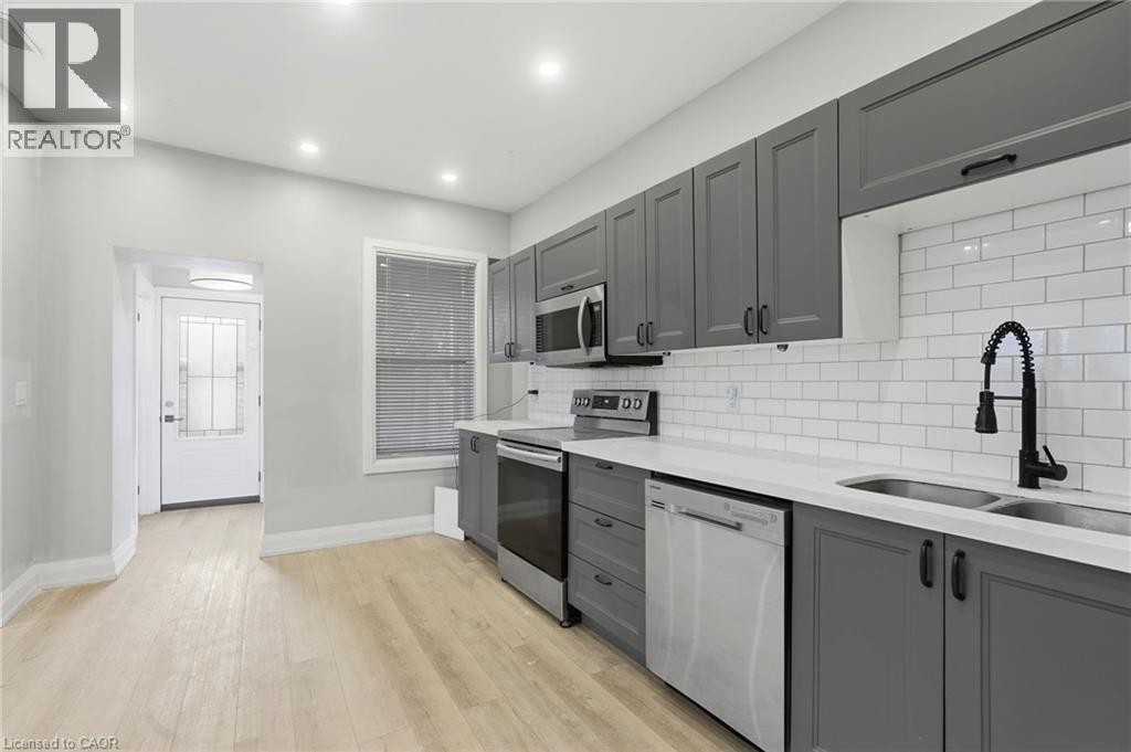 Main Floor Kitchen - 106 Barnesdale Avenue N, Hamilton, ON
