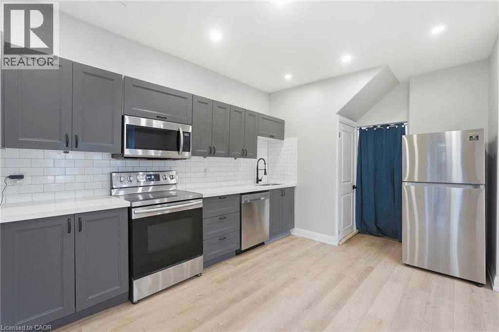 Main Floor Kitchen - 106 Barnesdale Avenue N, Hamilton, ON